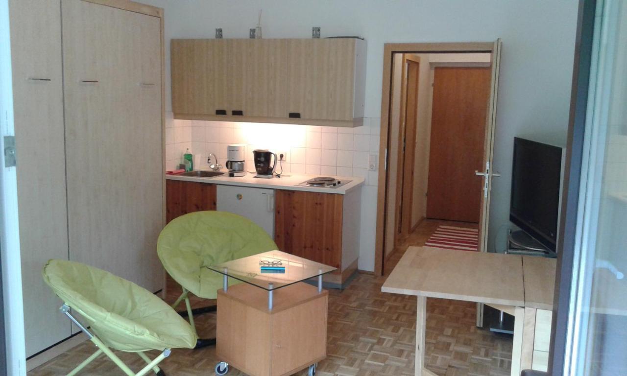 Apartmán Vintage Garconiere Mit Balkon - 25 M2 Gmunden Exteriér fotografie