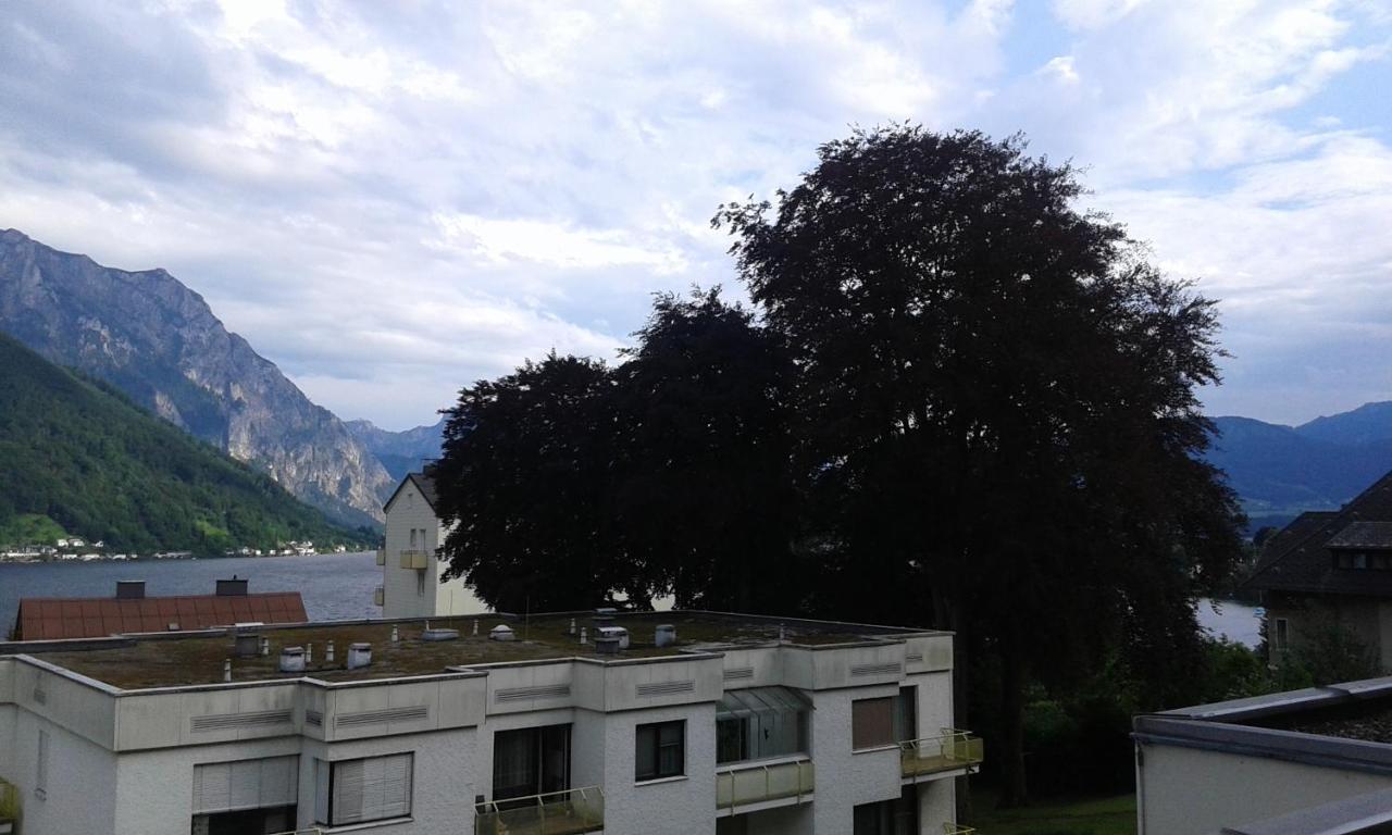 Apartmán Vintage Garconiere Mit Balkon - 25 M2 Gmunden Exteriér fotografie